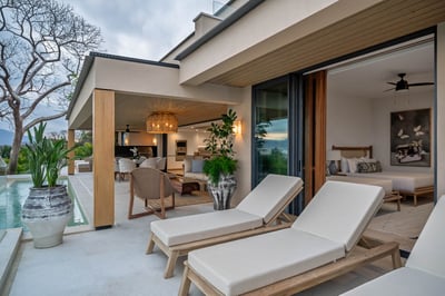 Luxury Villa Photo #13