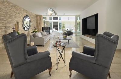 Luxury Villa Photo #16