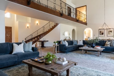 Luxury Villa Photo #16