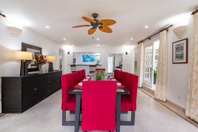 Luxury Villa Photo #17