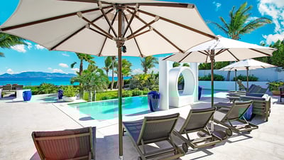 Luxury Villa Photo #25