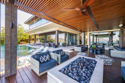 Luxury Villa Photo #13
