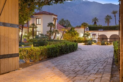 Luxury Villa Photo #13