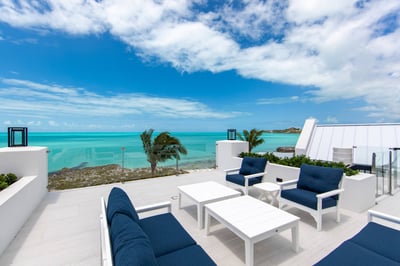 Luxury Villa Photo #15