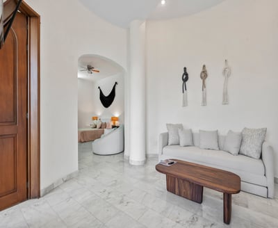 Luxury Villa Photo #52