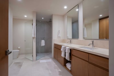 Luxury Villa Photo #23