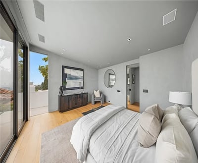 Luxury Villa Photo #37
