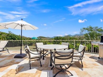 Luxury Villa Photo #7