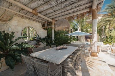 Luxury Villa Photo #10