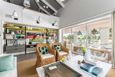 Luxury Villa Photo #15