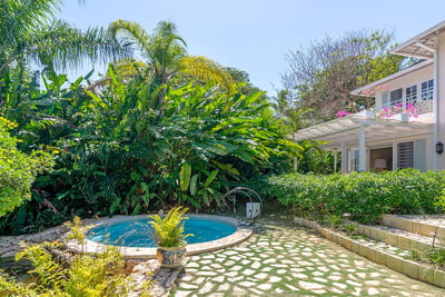 Luxury Villa Photo #8