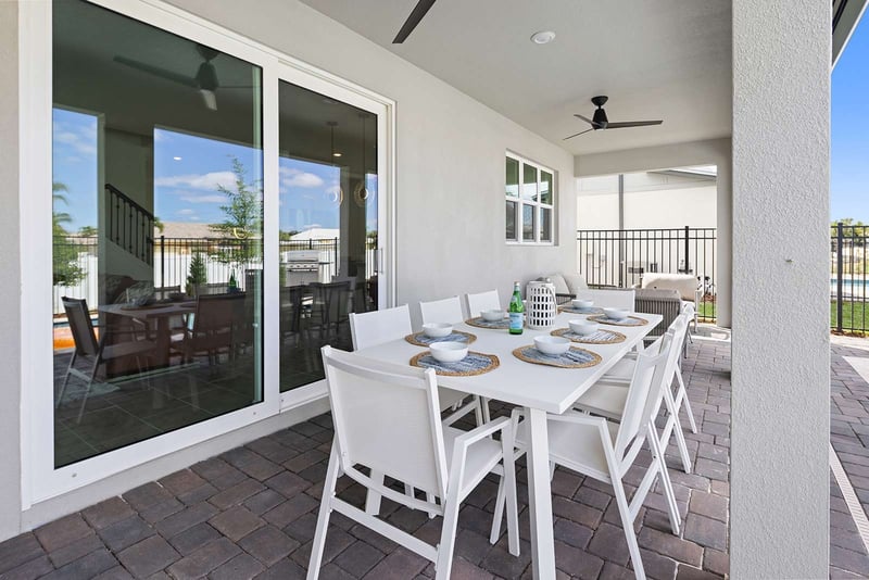 Dealer's Choice at Harbor Island Beach Club