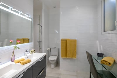 Luxury Villa Photo #30