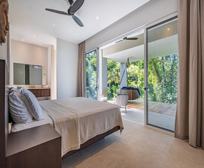 Luxury Villa Photo #45