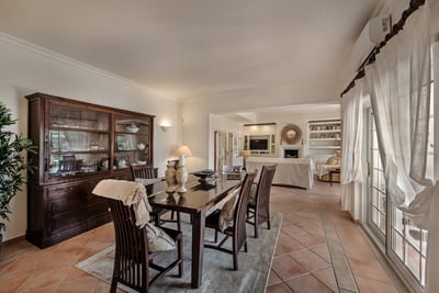 Luxury Villa Photo #5