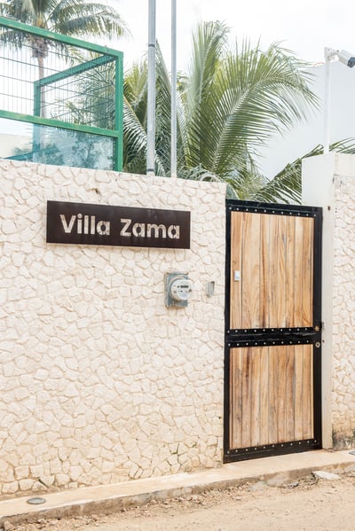 Luxury Villa Photo #39