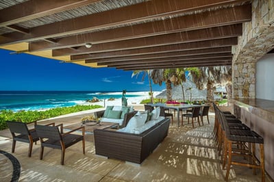 Luxury Villa Photo #17