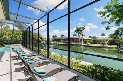 Luxury Villa Photo #2