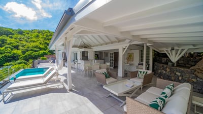 Luxury Villa Photo #7