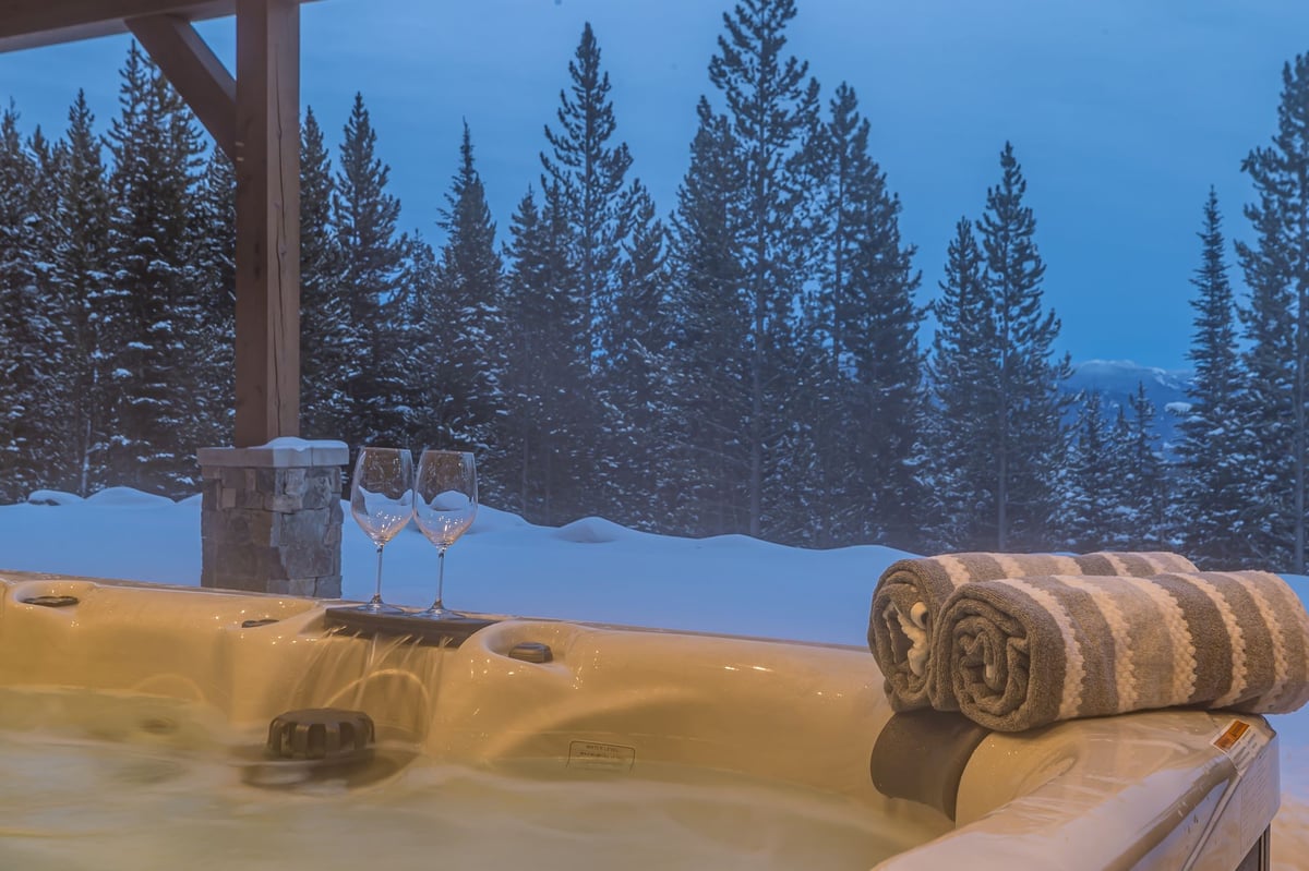 Spanish Peaks | Skylark Chalet