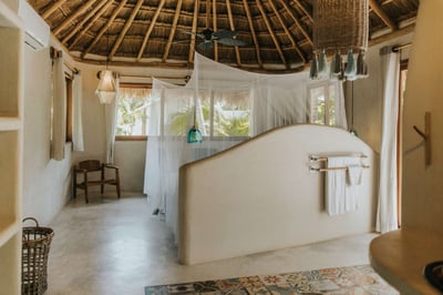 Luxury Villa Photo #10