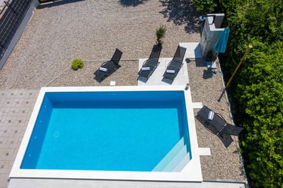 Luxury Villa Photo #12