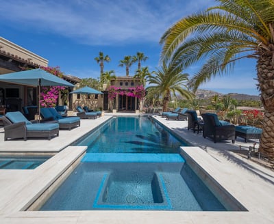 Luxury Villa Photo #10