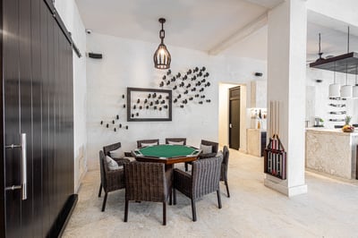Luxury Villa Photo #42