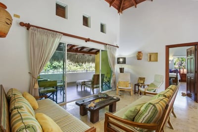 Luxury Villa Photo #21