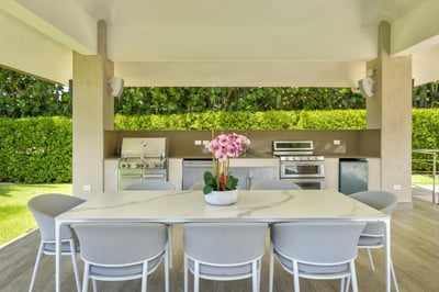 Villa Mariposa - Golfview Luxury Estate