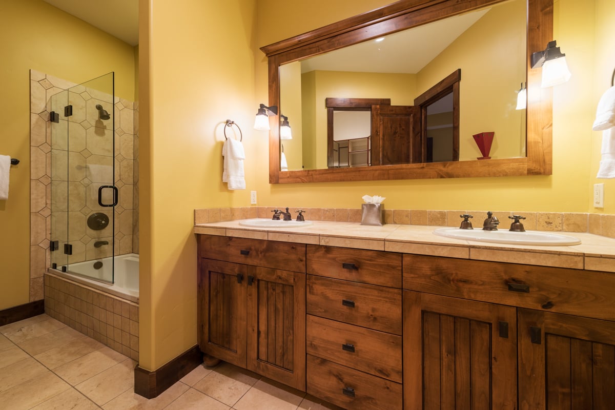 Silver Star 4 BDM Cottage with Spa