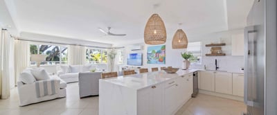 Luxury Villa Photo #13