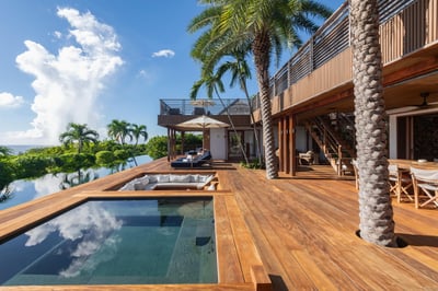 Luxury Villa Photo #9