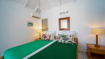 Luxury Villa Photo #25