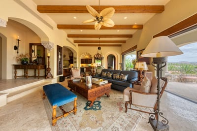 Luxury Villa Photo #21