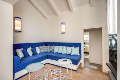 Luxury Villa Photo #15