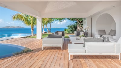 Luxury Villa Photo #16
