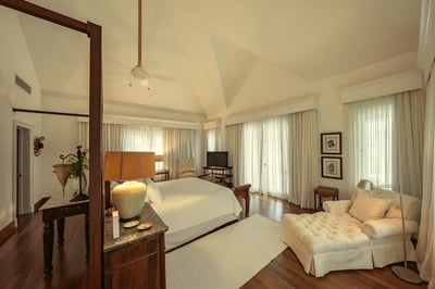 Luxury Villa Photo #29