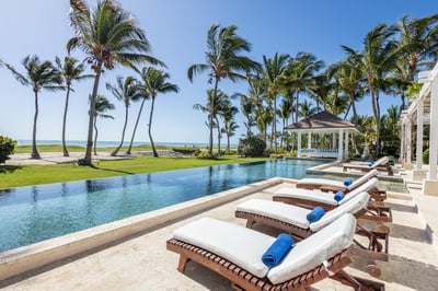 Luxury Villa Photo #8