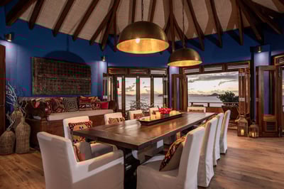 Luxury Villa Photo #16