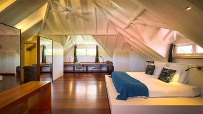 Luxury Villa Photo #60