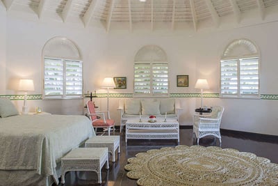 Luxury Villa Photo #15