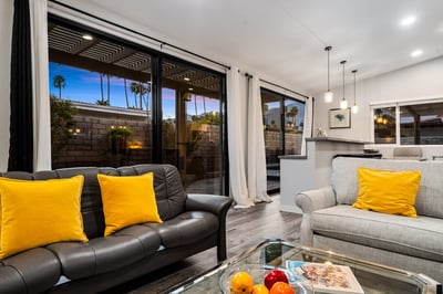 Luxury Villa Photo #32