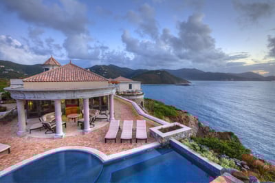 Luxury Villa Photo #17