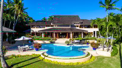 Luxury Villa Photo #2