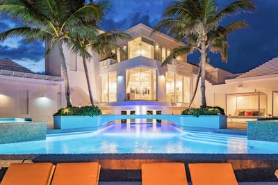Luxury Villa Photo #19