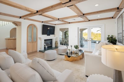 Luxury Villa Photo #15