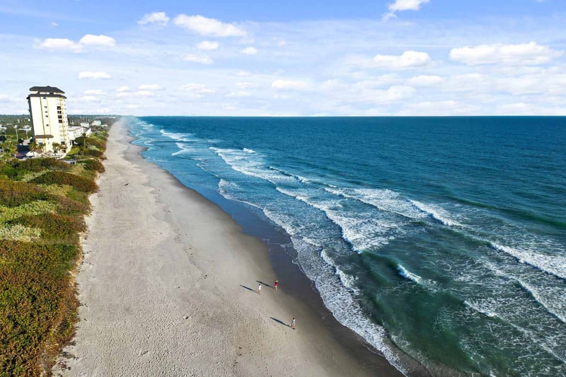 Ace High at Harbor Island Beach Club