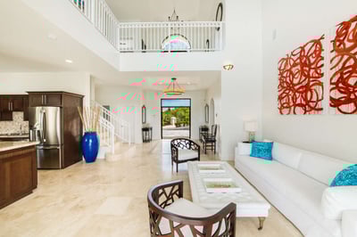 Luxury Villa Photo #15