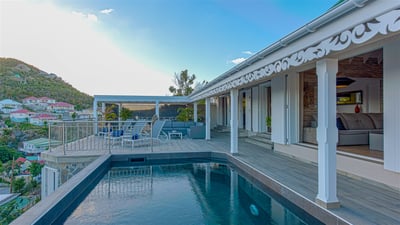 Luxury Villa Photo #12
